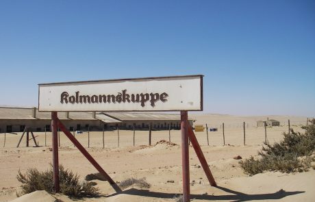 Verlassenes Gebäude in der Geisterstadt Kolmanskuppe bei Lüderitz