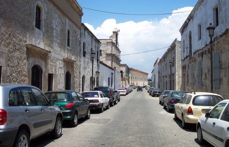Calle_Las_Damas Historische Gasse in der Kolonialstadt von Santo Domingo