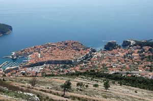 Altstadt von oben Dubrovnik Stadtführung von den Stadtmauern und dem Berg Srd