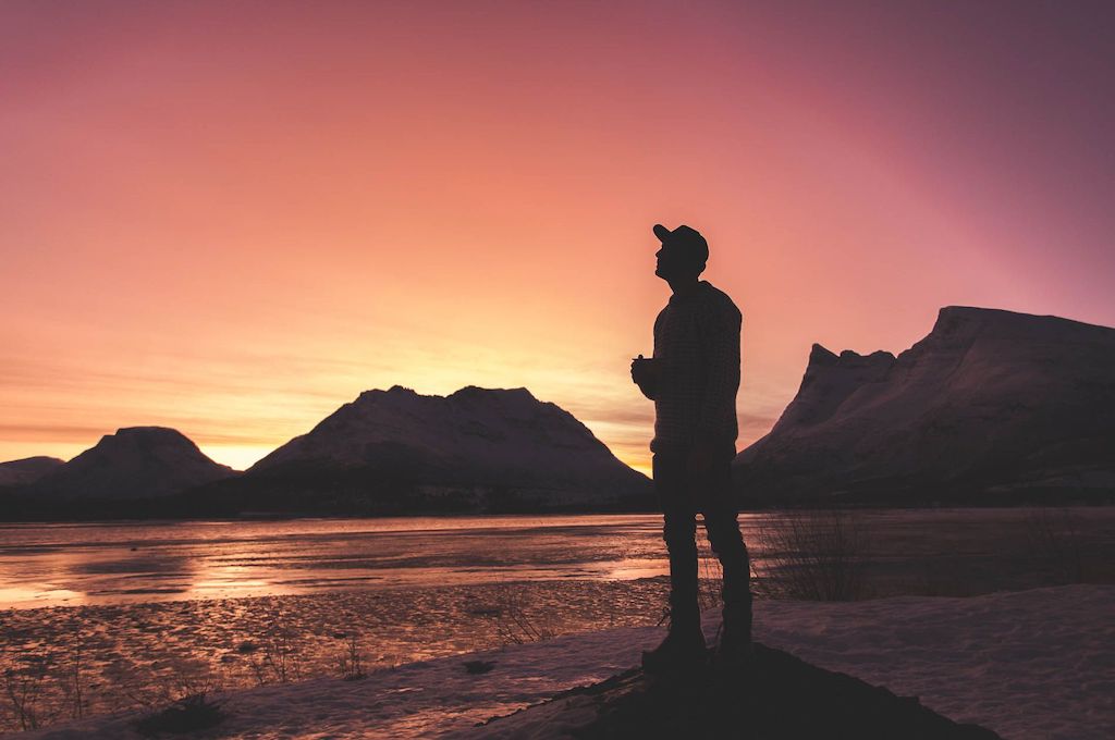 Sonnenaufgang Arktisches Fjord-Besichtigung
