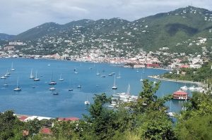 Einkaufs-, Sightseeing- und Strandtour