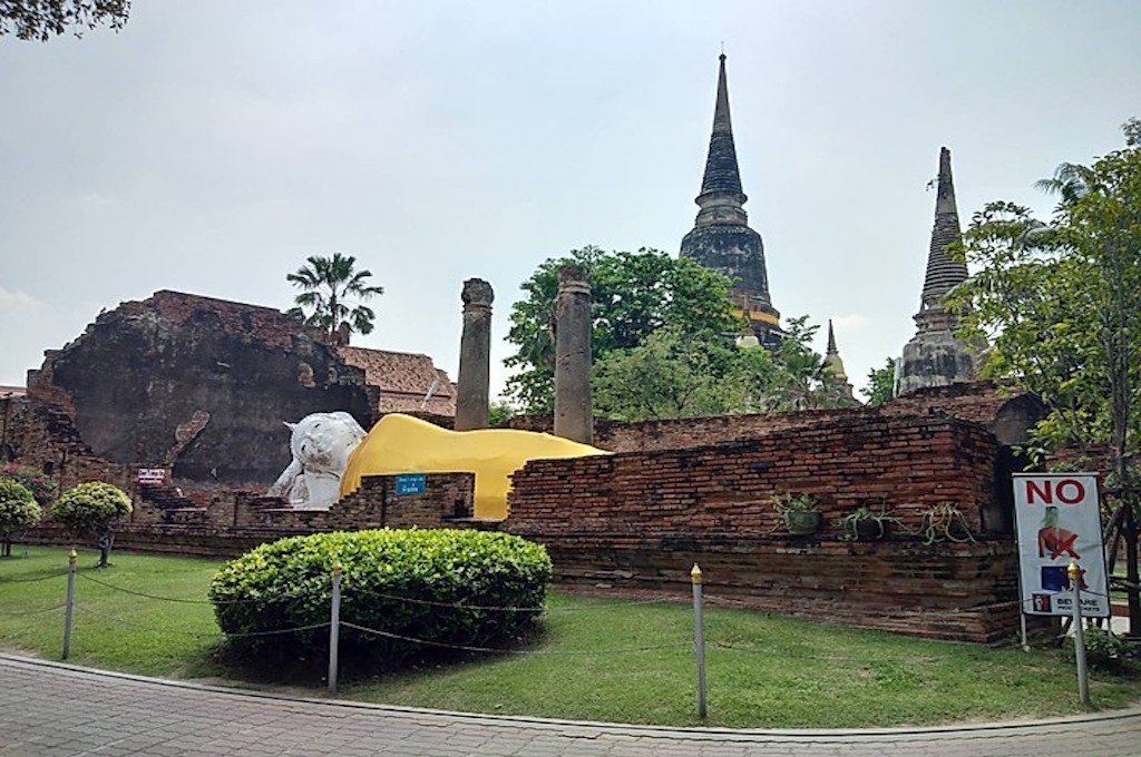 Wat Yai Chai Mongkhon Die Tempelanlagen von Ayutthaya