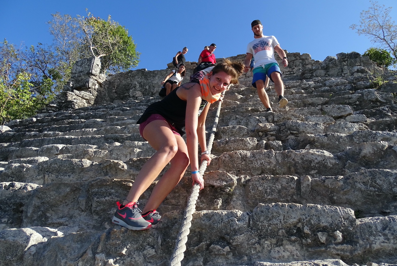 Coba-Cenote-Mayafamilie