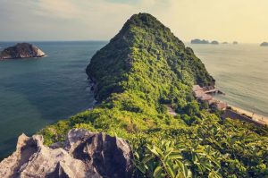 Halong Bucht Schiffsfahrt