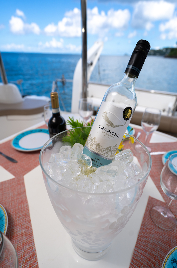 Erholung bei Wein Private Luxus Katamarantour auf St. Lucia