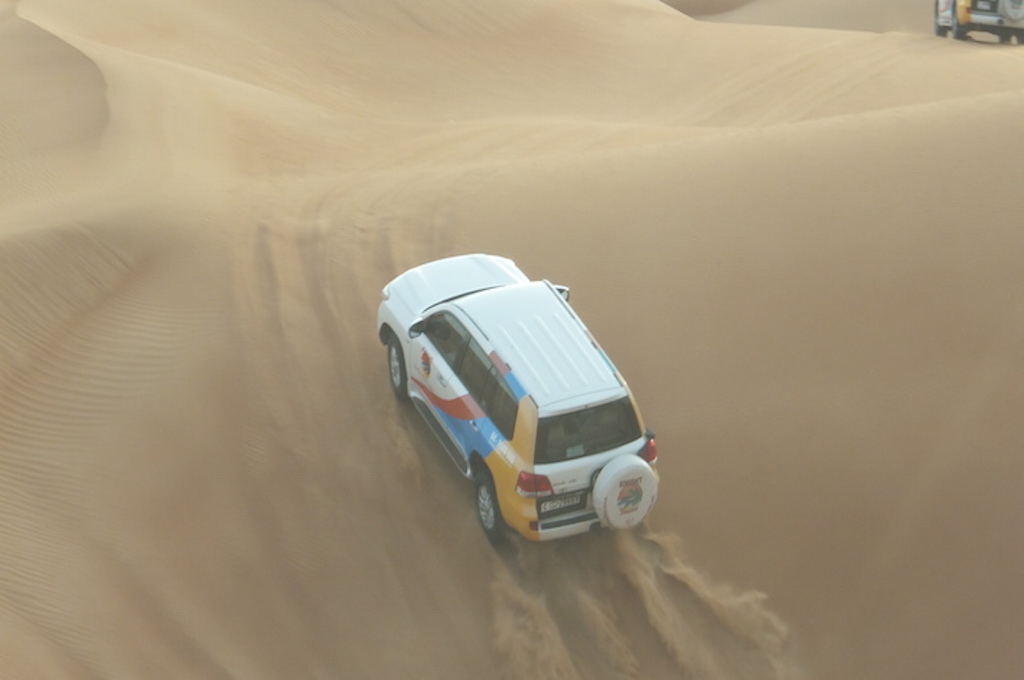Dubai-Jeep Wüstensafari mit dem Jeep und BBQ
