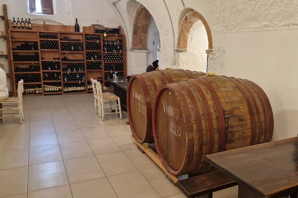 Gavalas Winery Santorin maßgeschneidert – Privattour mit lokaler Verkostung