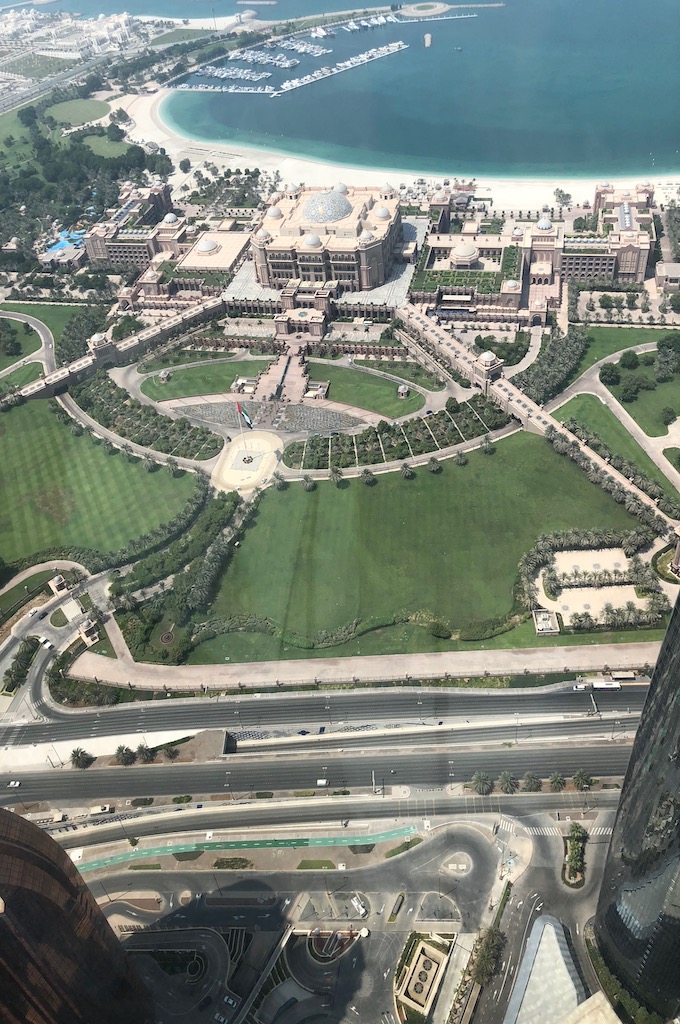 Citytour Abu Dhabi mit Ethiad Tower