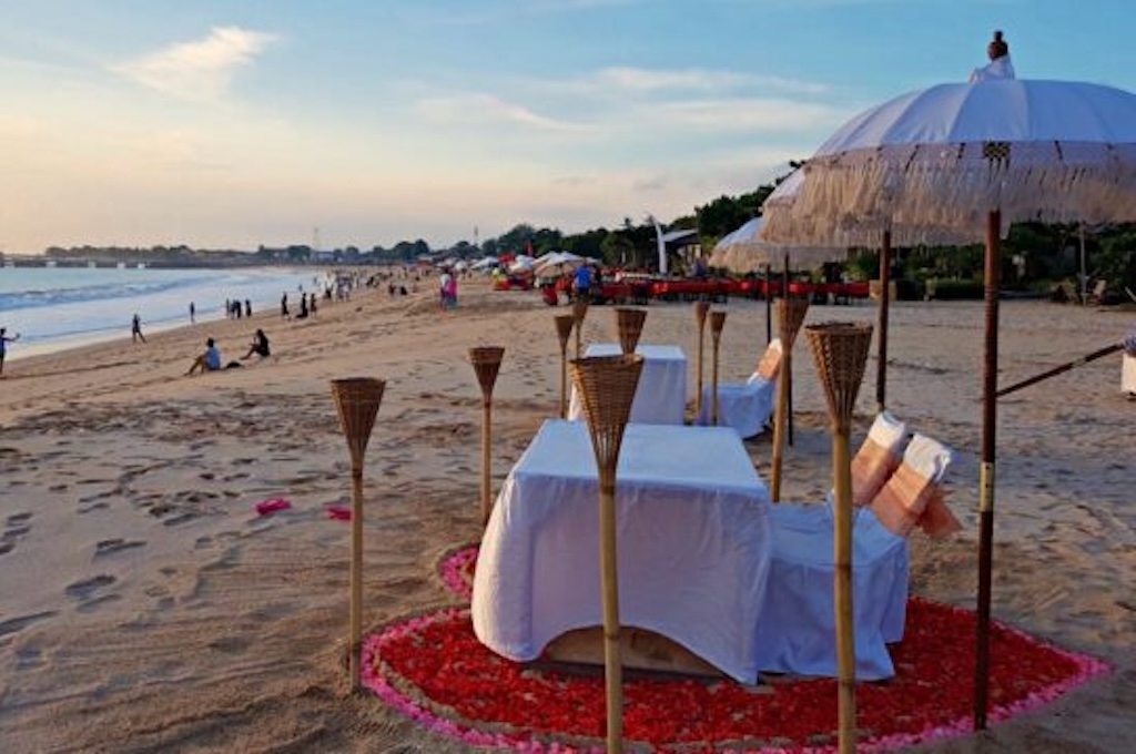 Jimbaran-beach Halbtagestour Tempel und Beach