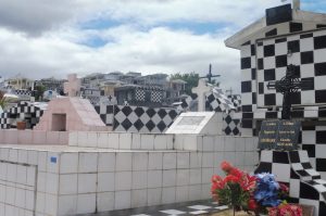 Schwarz-weiße Friedhof Guadeloupe