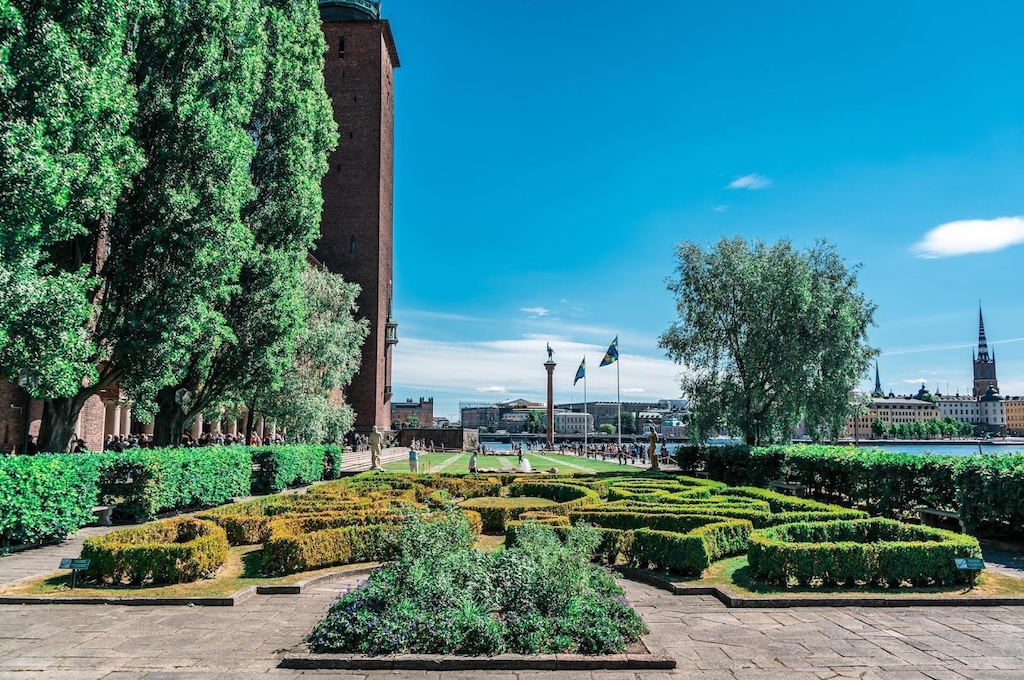 Stockholm City Hall Garden Highlighttour in Stockholm