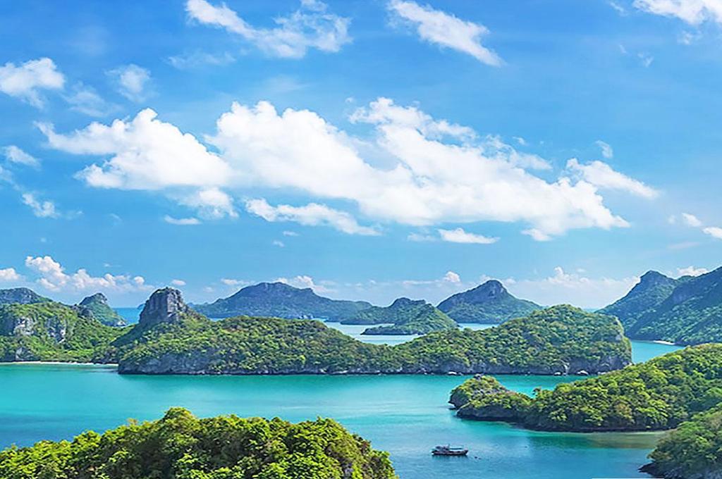 viele kleine Insel Ausflug in Nationalpark