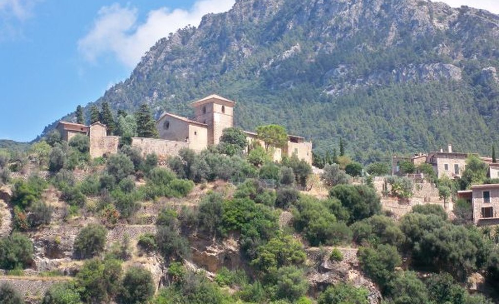The mountain village of Deià in the Serra de Tramuntana
