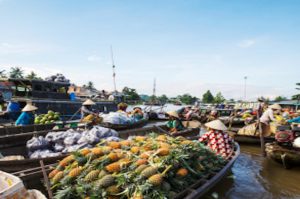 Ausflug zum Schwimmenden Markt