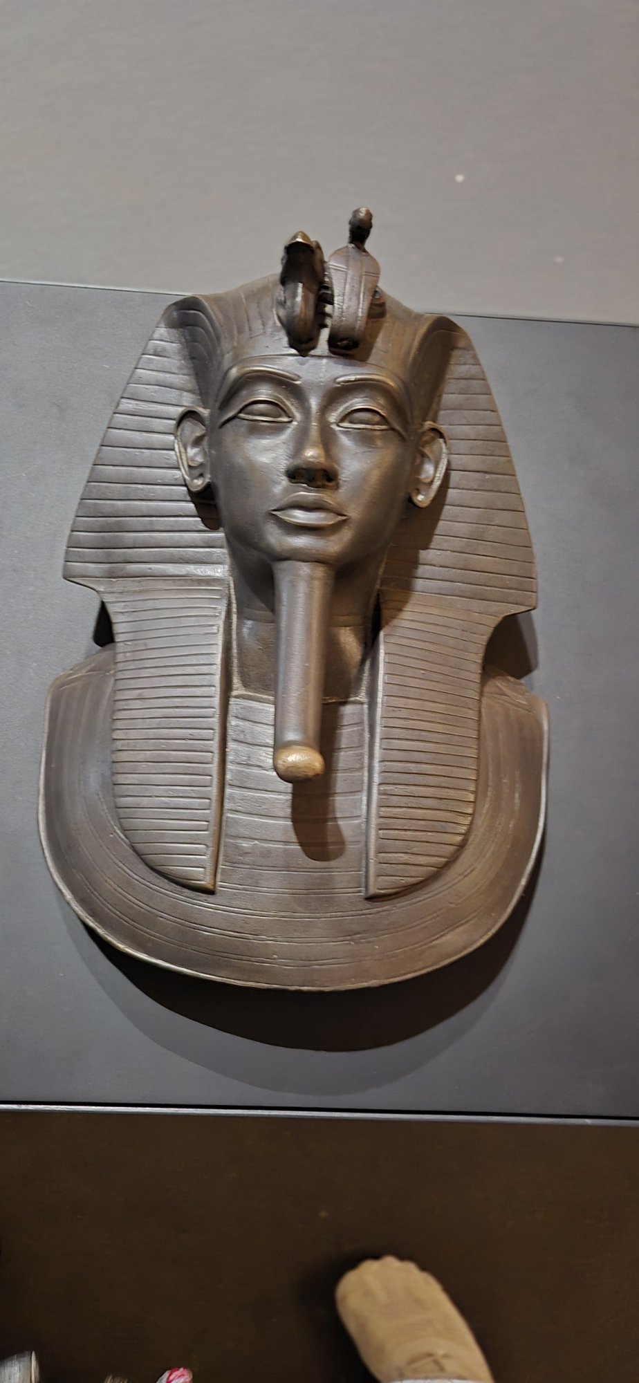 Goldmaske des Tutanchamun Die goldene Totenmaske des Tutanchamun im Grand Egyptian Museum