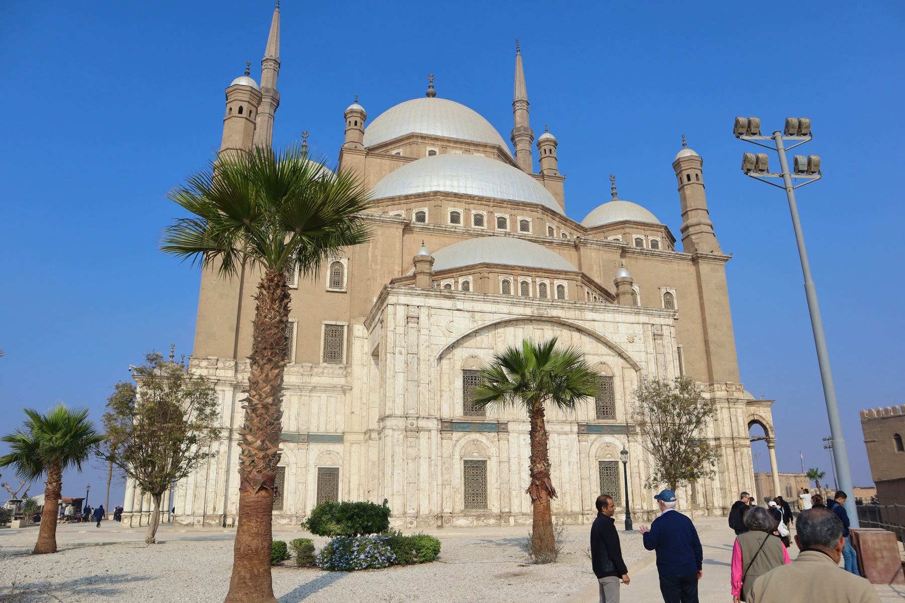 Muhammad-Ali-Moschee in Kairo Die Muhammad-Ali-Moschee (Alabastermoschee) in der Zitadelle von Kairo mit ihren hohen Minaretten